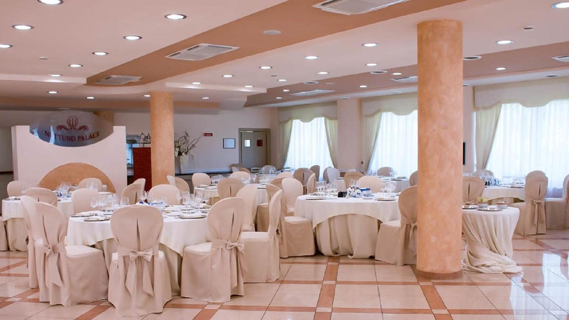 Nettuno Hotel Palace 贝尔韦代雷 外观 照片