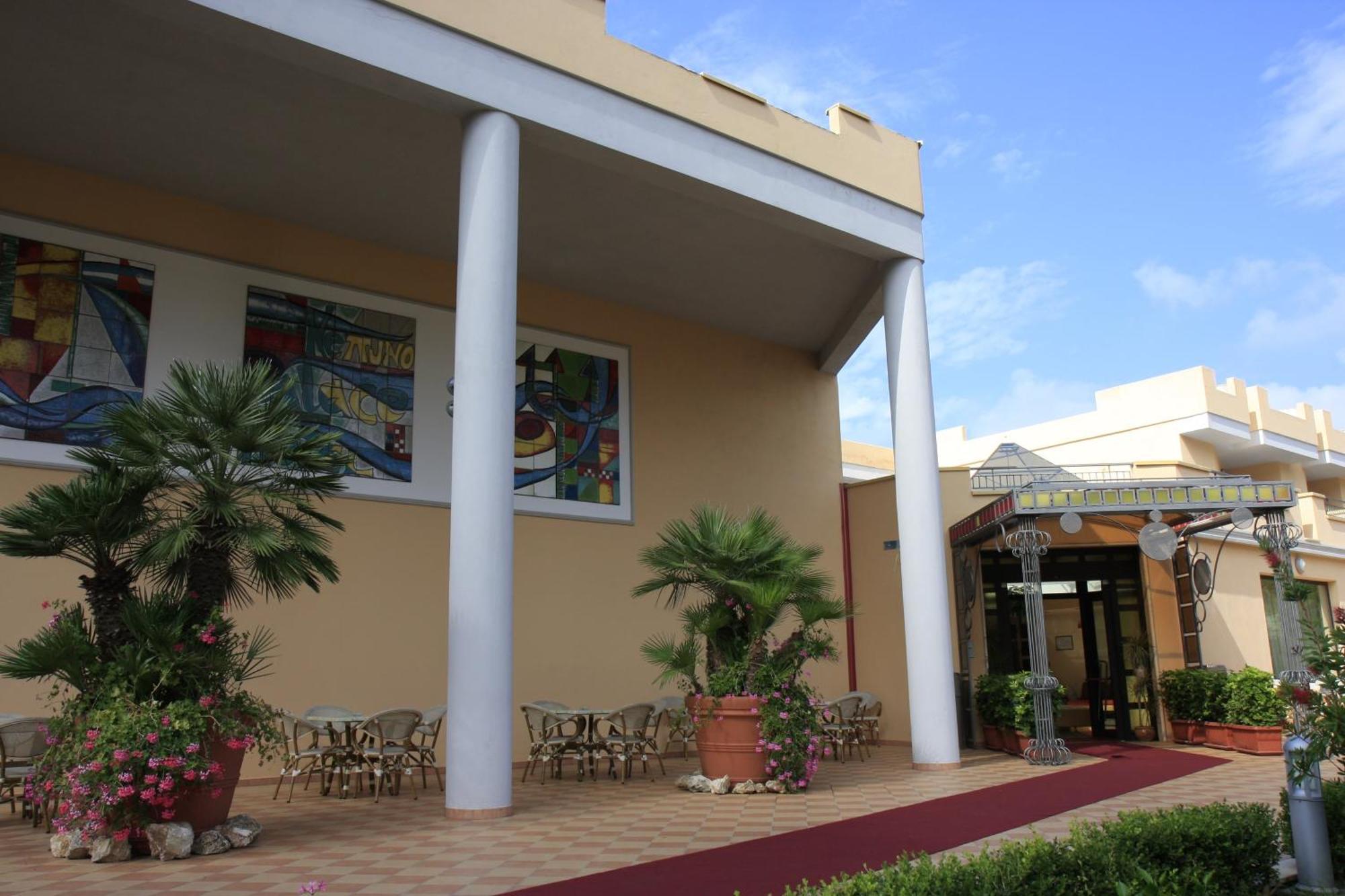 Nettuno Hotel Palace 贝尔韦代雷 外观 照片