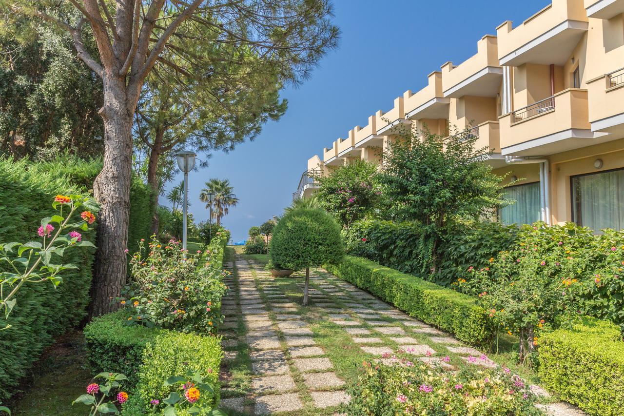 Nettuno Hotel Palace 贝尔韦代雷 外观 照片